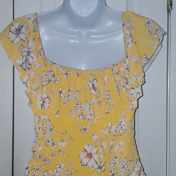 TiniBikini yellow floral print cut out side swimsuit bathing suit Sz M NWT - Picture 8 of 9